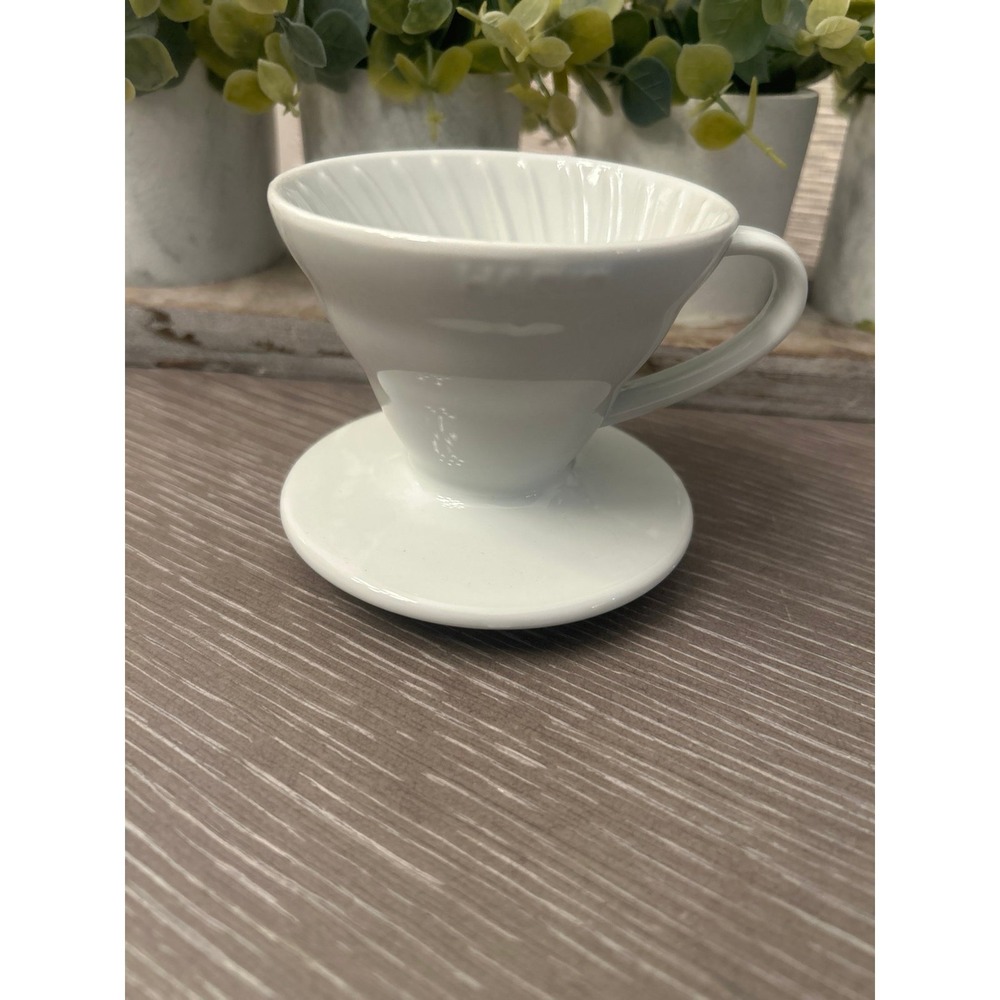 Hario V60 Ceramic Coffee Dripper Pour Over Cone Coffee Maker‎ Size 02 White